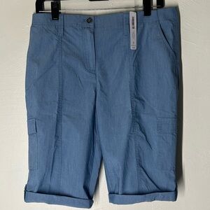 Chico's Shorts Size (0) 4 Casual Chambray Cargo Shorts Stretch Bermuda